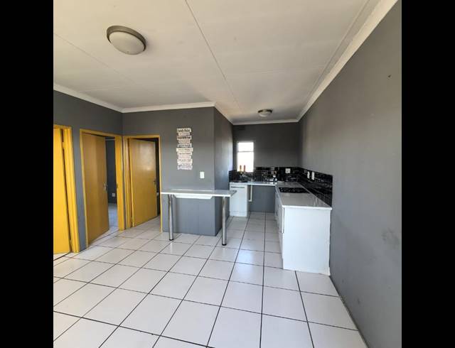 2 BEDROOM APARTMENT FOR SALE IN FLEURHOF